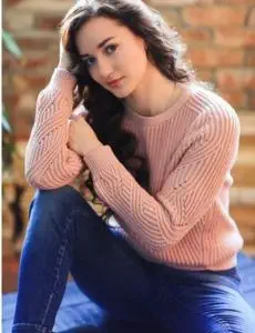 Elite escort service in Manjhawali Village for home and hotel visits